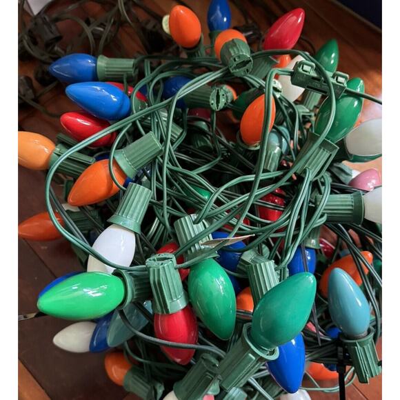 Christmas Holiday Light Strings Decor (4) VTG C9 Multicolor Bulbs + Empty Strand - Picture 7 of 10